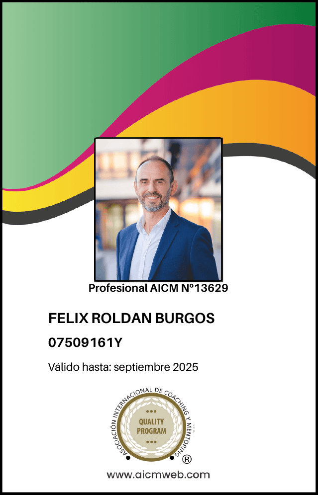 Carnet de Coach de Félix Roldán Burgos. Válido hasta Septiembre de 2025.